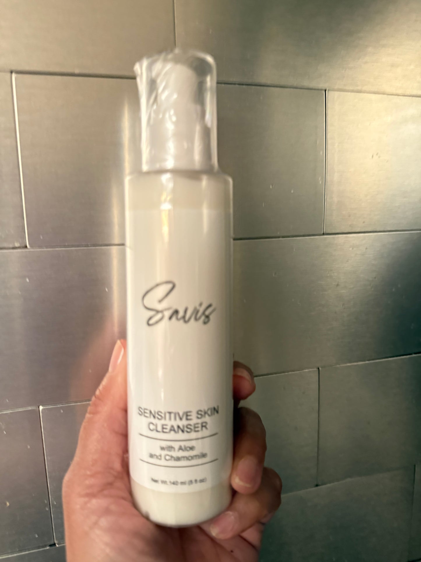 Sensitive skin cleanser